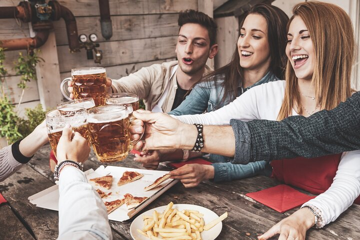 British Beer, London Soho Pubs Self-Guided Tour Booklet  - Photo 1 of 10